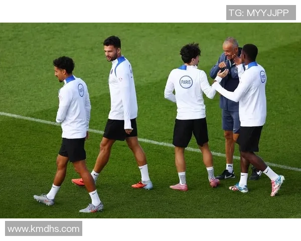 马尔基尼奥斯的足球之路与成长历程探秘